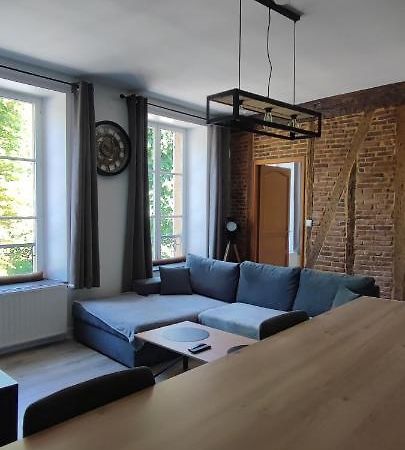 Appartement D'Hippolyte - Vue Musee Rimbaud Шарлевіль-Мезьєр Екстер'єр фото